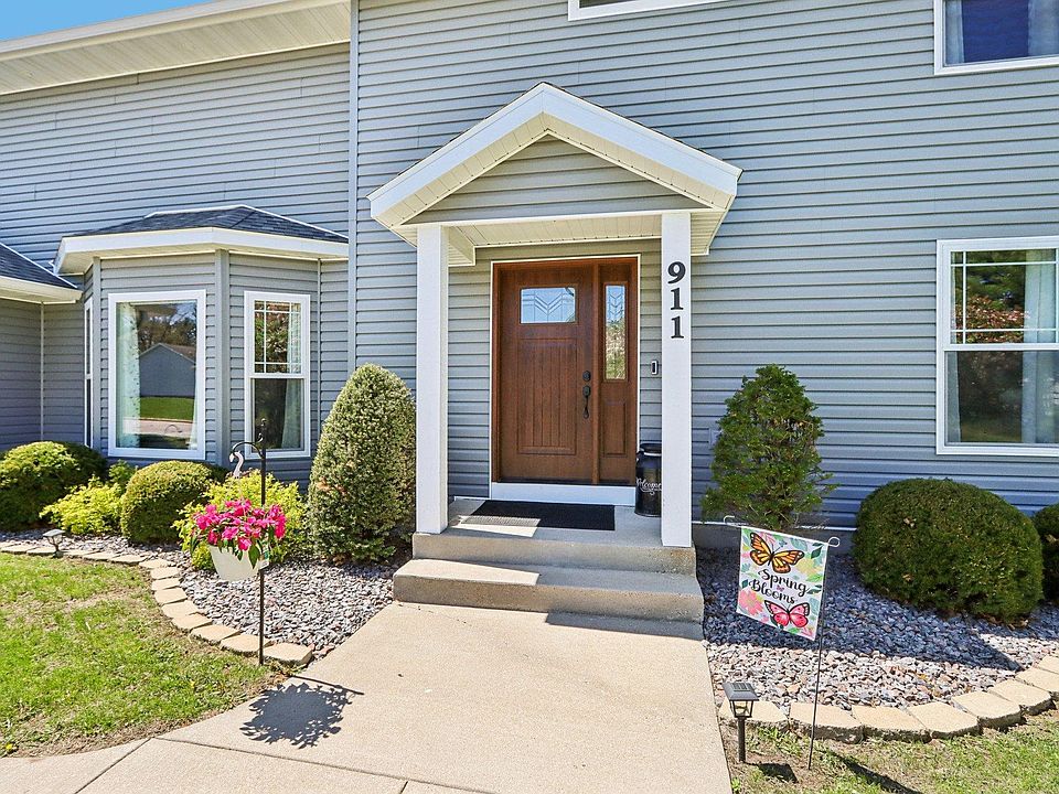 1st image of 911 Fawn Ct