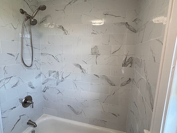 5th image of 54 Pine St APT 2