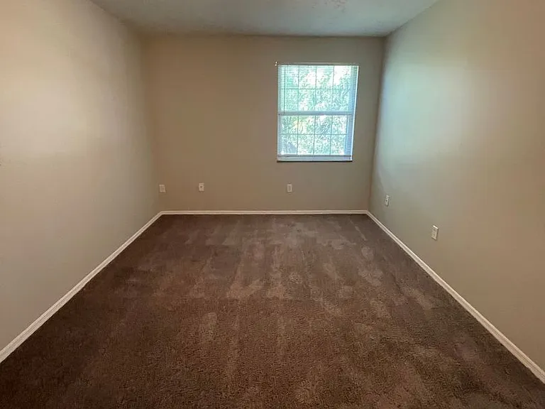Ironwood Apartments — Photo 10