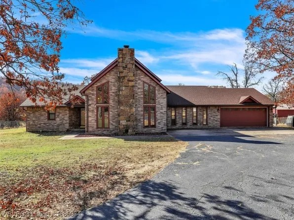 103 E George Ave, Pocola, OK 74902