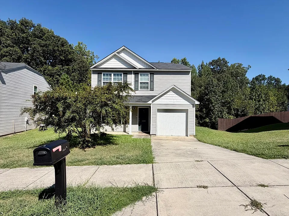1204 Sweetgrass St