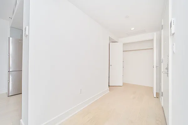 Rented by Compass | media 13