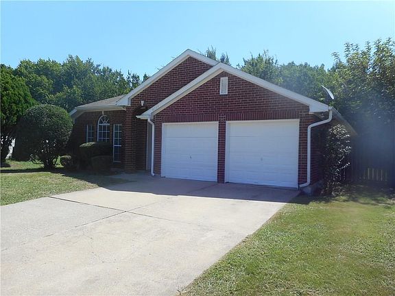 4th image of 3210 Weirgate Ct