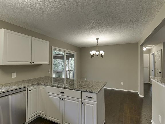 Oversized breakfast bar!