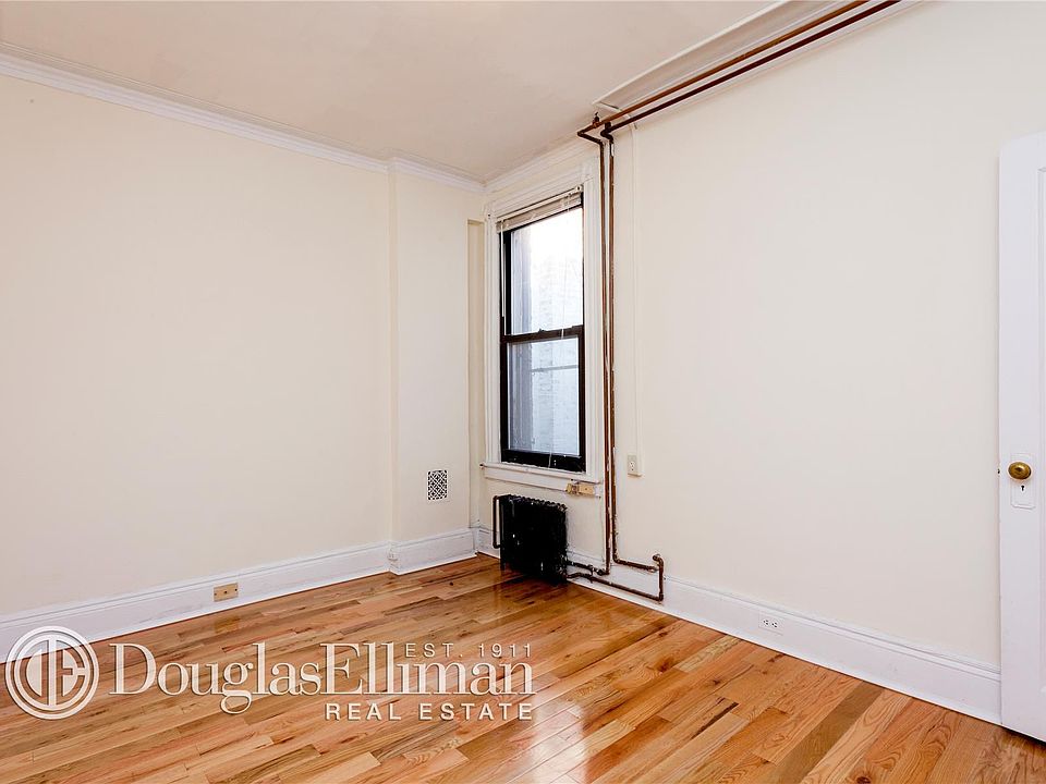 2nd image of 285 Hicks St APT 4R