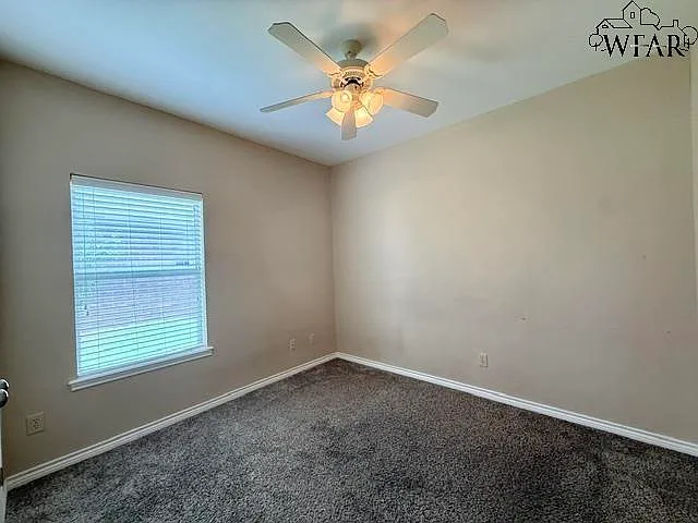 4929 Cypress Ave — Photo 34