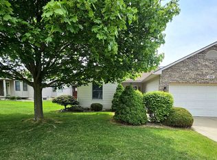 7365 Cross Creek Dr, Swartz Creek, MI 48473