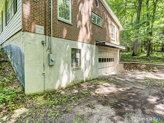 4th image of 951 Woodruff Street