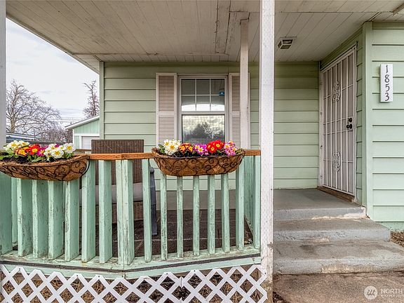4th image of 1853 Celestia Drive