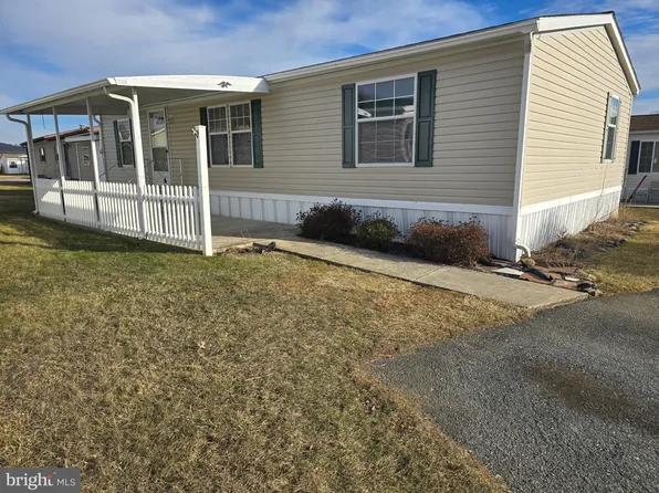 456 Daisy Dr, New Providence, PA 17560