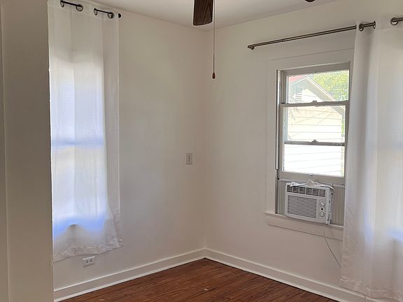5th image of 2610 N Flores St #1