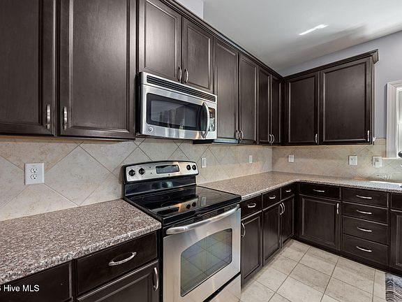 5th image of 64 Cromwell Circle