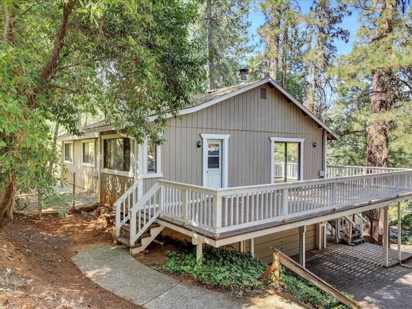 11755 Francis Dr, Grass Valley, CA 95949
