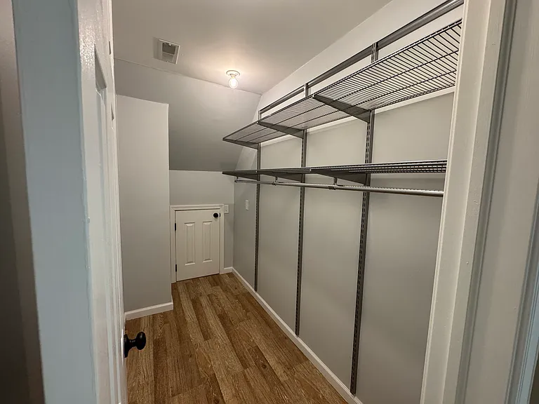 2094 Fieldcrest Dr — Photo 30