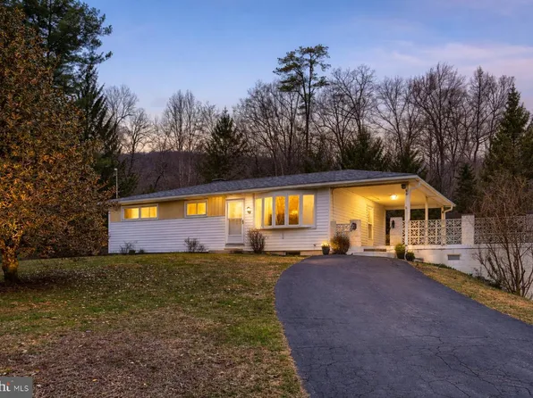 98 Pine St, Dillsburg, PA 17019