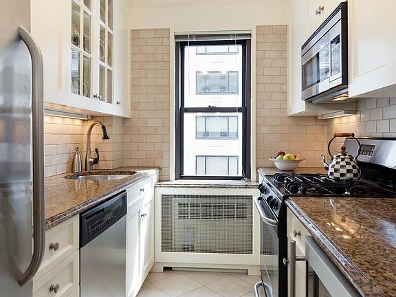 2nd image of 1150 3rd Ave #10C