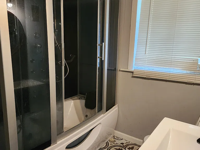 4208 Iola Dr — Photo 4
