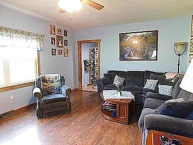 5th image of 577 Woodside Oldframe Rd