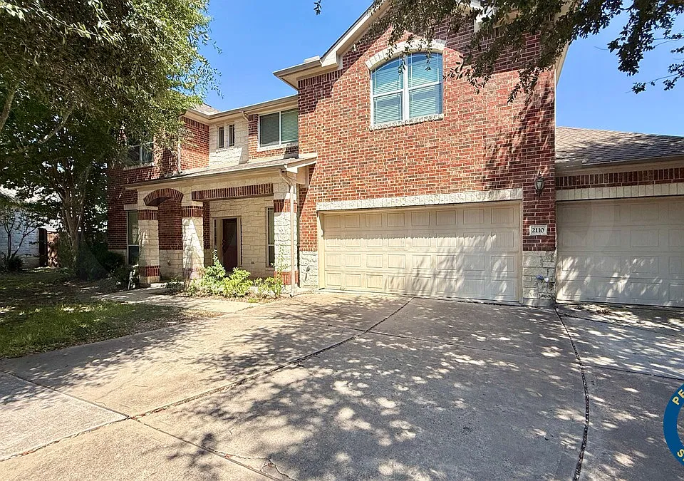 2110 Reston Cv