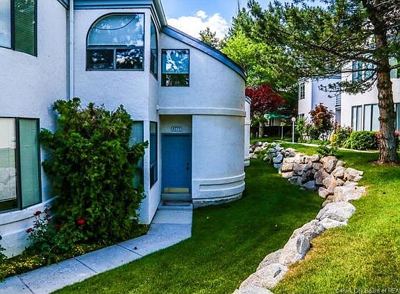 3rd image of 4675 S San Lucas Ct