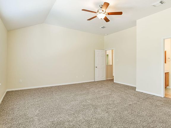 5th image of 3781 Lovers Ln