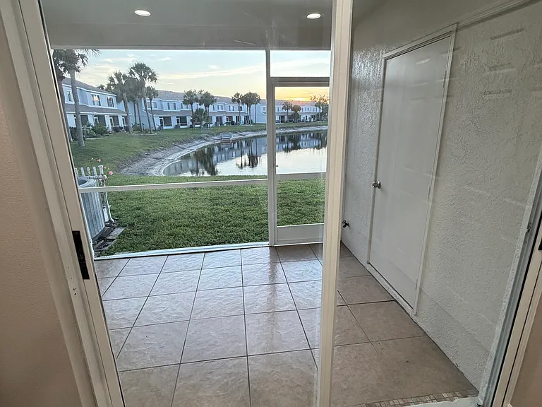 4731 Sabal Key Dr — Photo 5