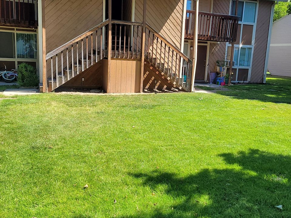 1st image of 1512 W Sandalwood Dr