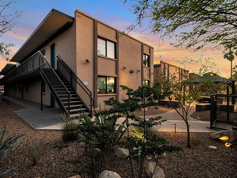 Sonoran On 9th — Photo 104