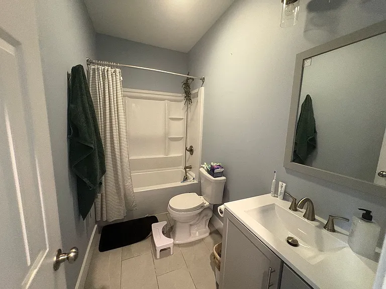 1219 Delaware Ave — Photo 25