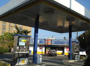 6352 35th Ave SW, Seattle, WA 98126