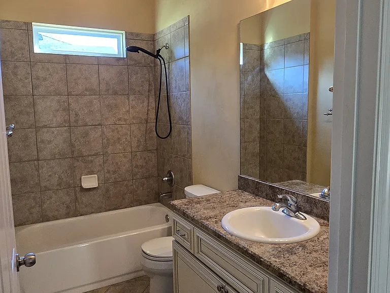 3120 NW 144th Ter — Photo 16