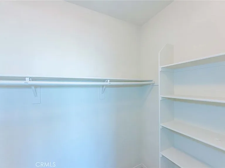 12011 Millennium Park Ct — Photo 17