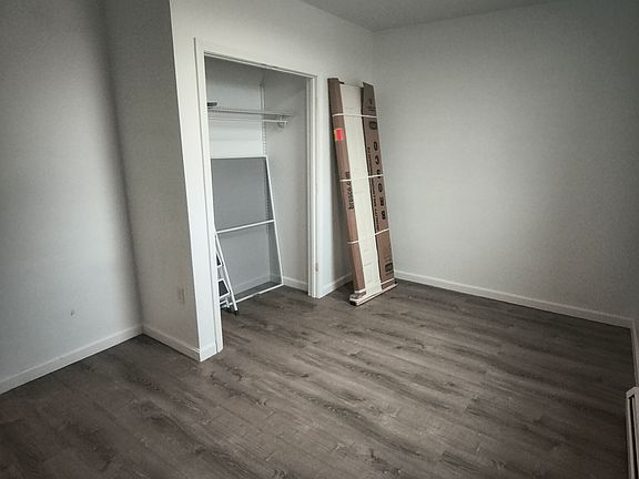 5th image of 71 Berry Rd #101