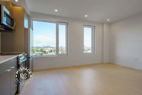 Rented by MySpaceNYC | media 2
