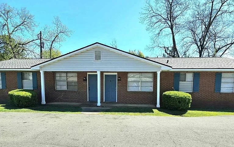 4126 Ayers Rd — Photo 1