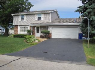 S69W14962 Dartmouth Cir, Muskego, WI 53150