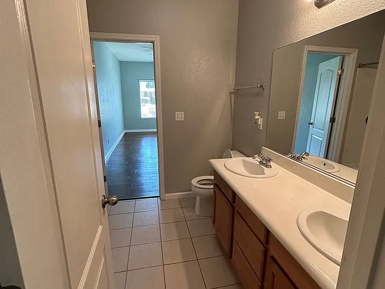 5032 W Modoc Ave — Photo 9
