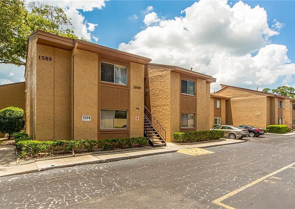 1st image of 1589 Greenlea Dr APT 4