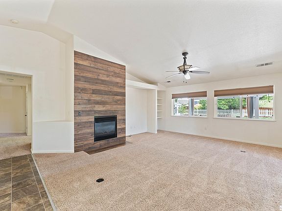 4th image of 5440 Spanish Moss Ct