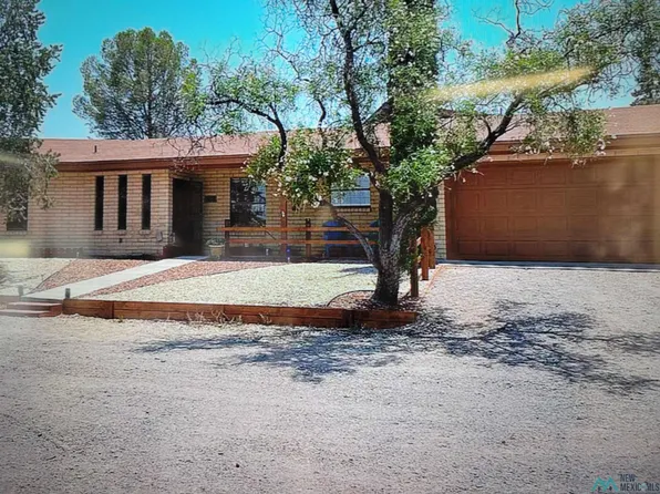 917 Grape St, Truth Or Consequences, NM 87901
