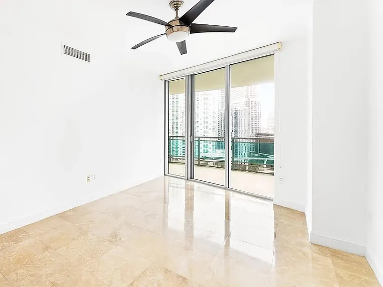 350 S Miami Ave #1802 — Photo 8