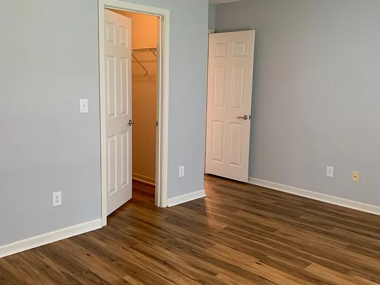 1032 Bridgeport Way — Photo 9