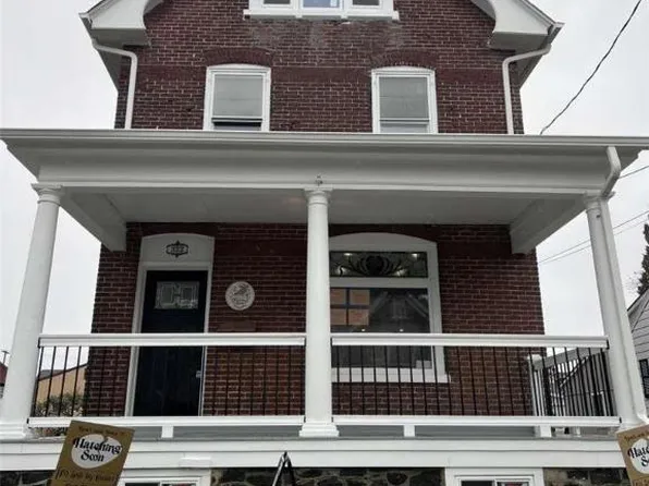 322 E Fairview St, Coopersburg, PA 18036