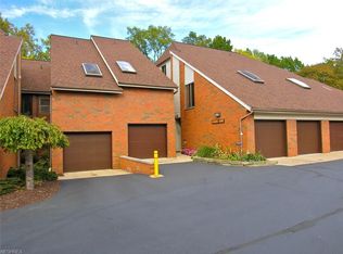 4685 Mayfield Rd APT A, South Euclid, OH 44121