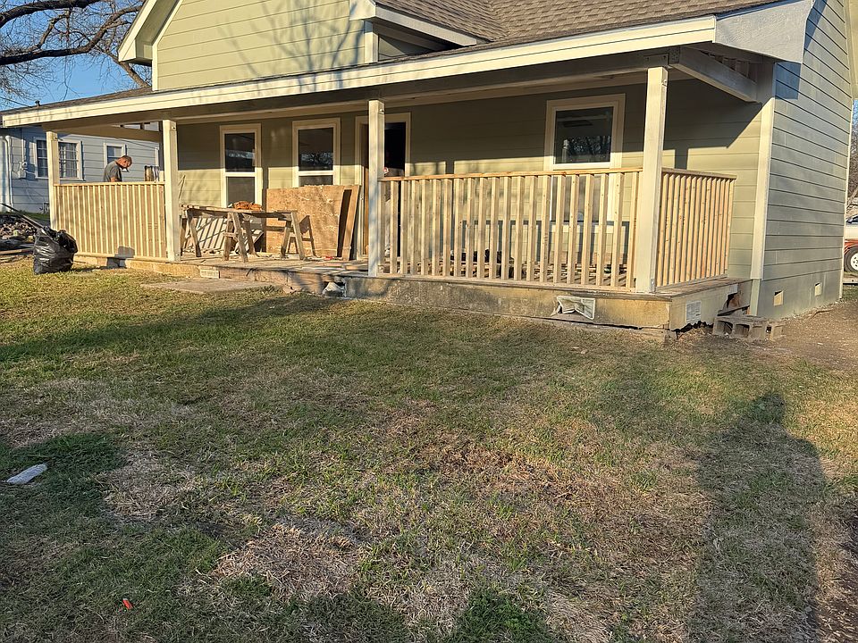 2nd image of 710 Frame St