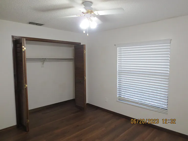 2002 Sycamore Ln — Photo 20