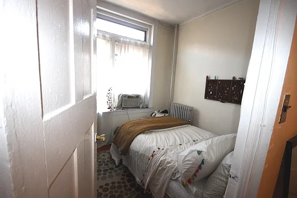 Rented by Landmark Realty & Management | media 48