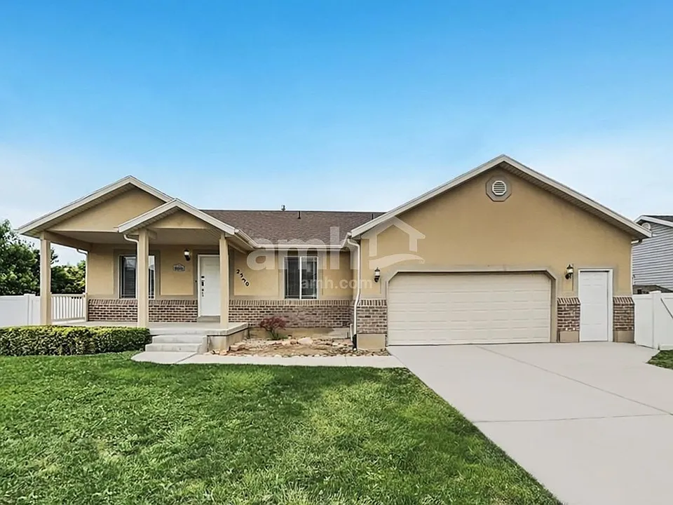 2530 S Cimmaron Dr