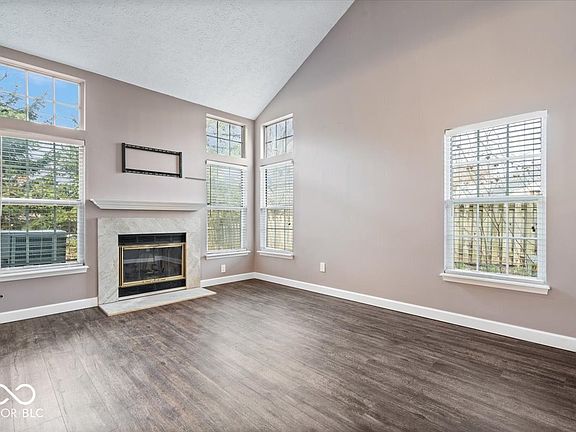 4th image of 9571 Aberdare Dr