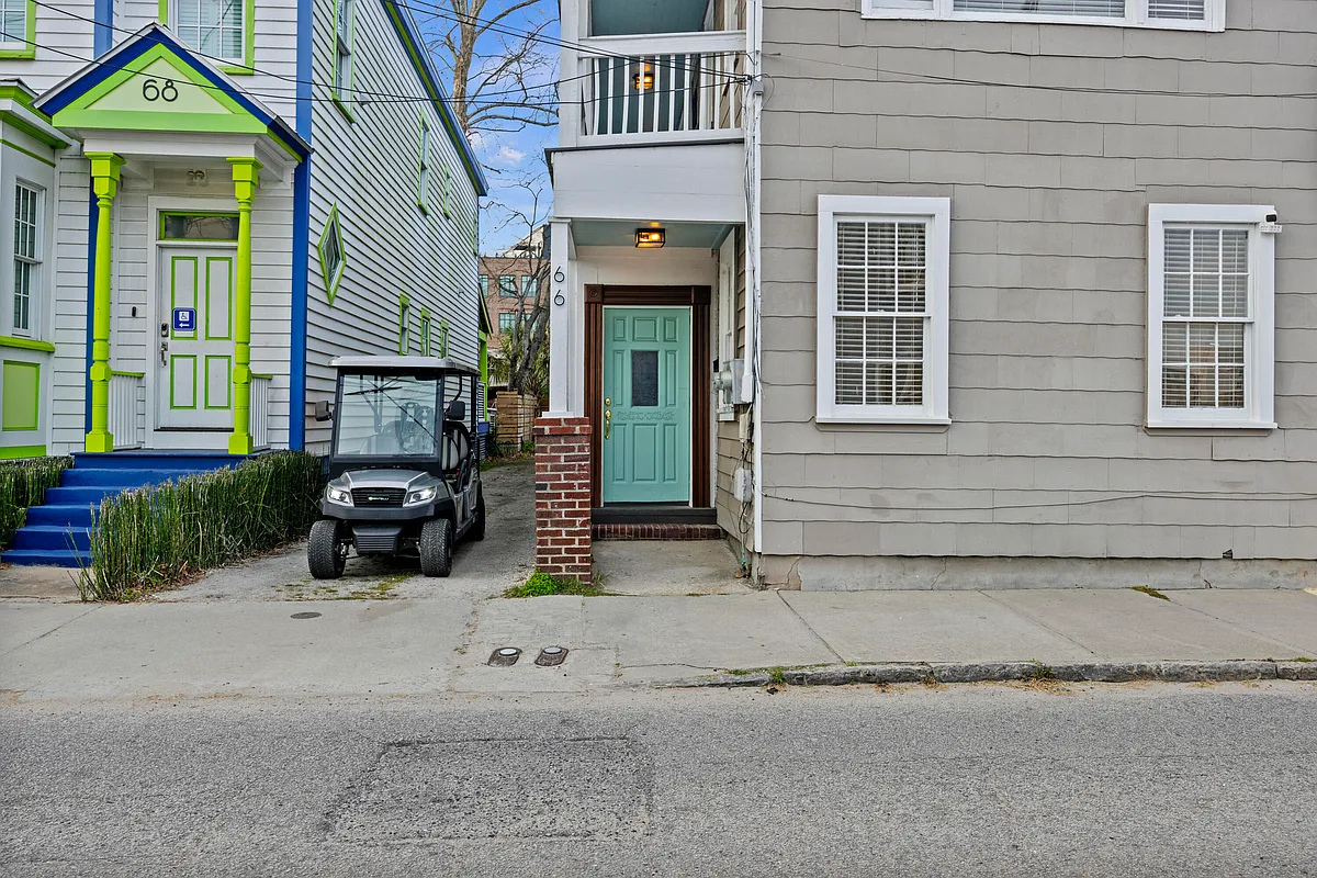 Building Photo - 66 Line St #A